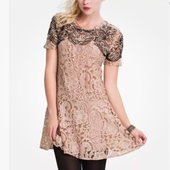 Free People Mini Dress Beautiful Dreamer Cotton Blend Lace Mauve pink Black M - Picture 13 of 13